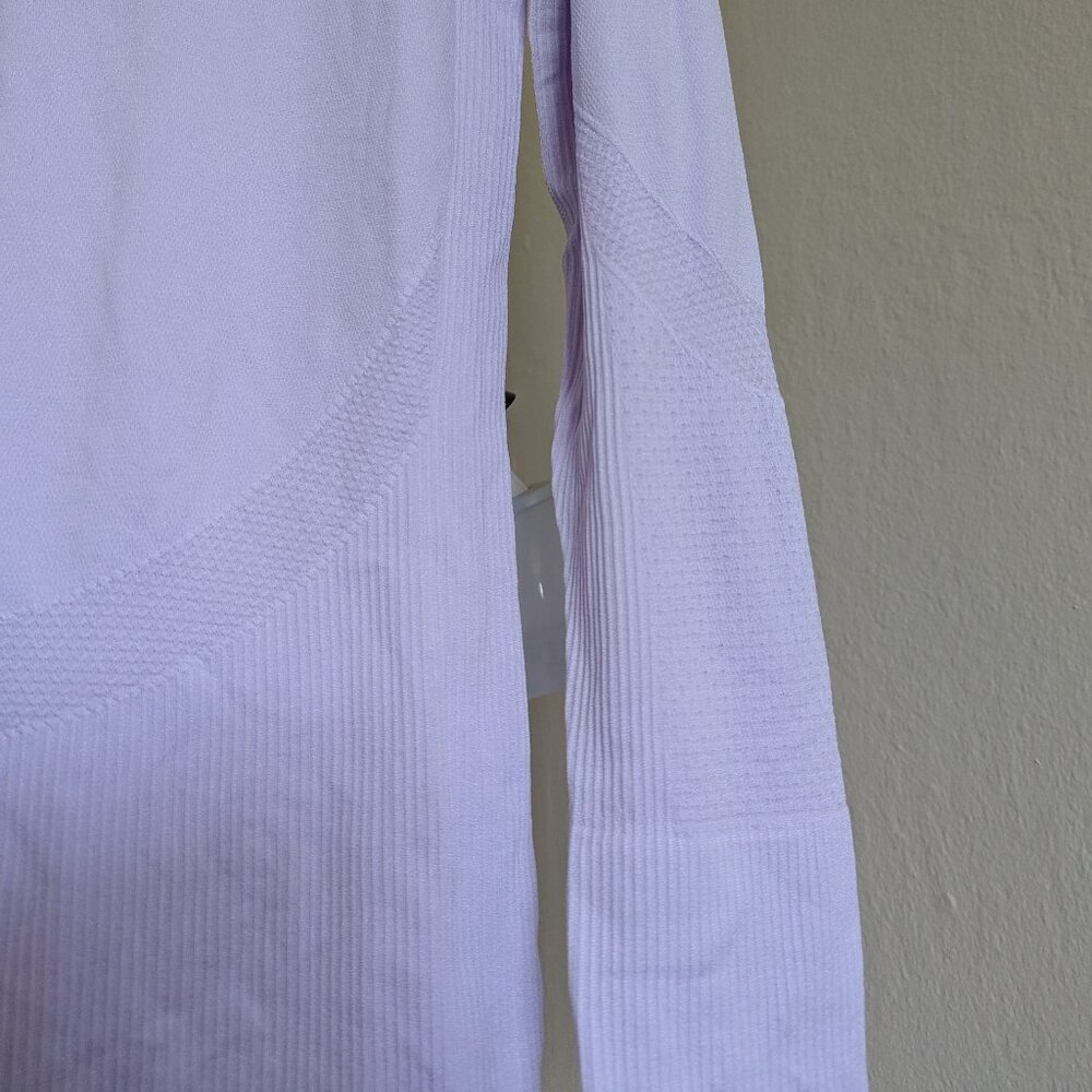 NWOT Lorna Jane long sleeve, seamless, exercise top Size S - Picture 4 of 10